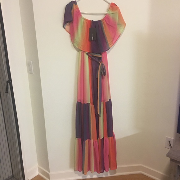 NWT fashion nova pride and joy maxi dress size s - Picture 5 of 7